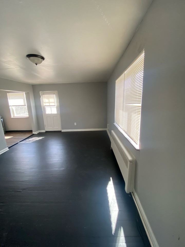 2332 Harrison Avenue - Photo 4 of 14