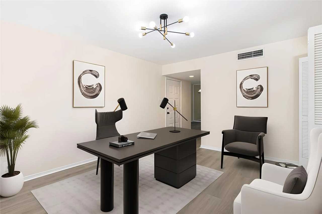 700 Thicket Lane - Photo 2 of 4