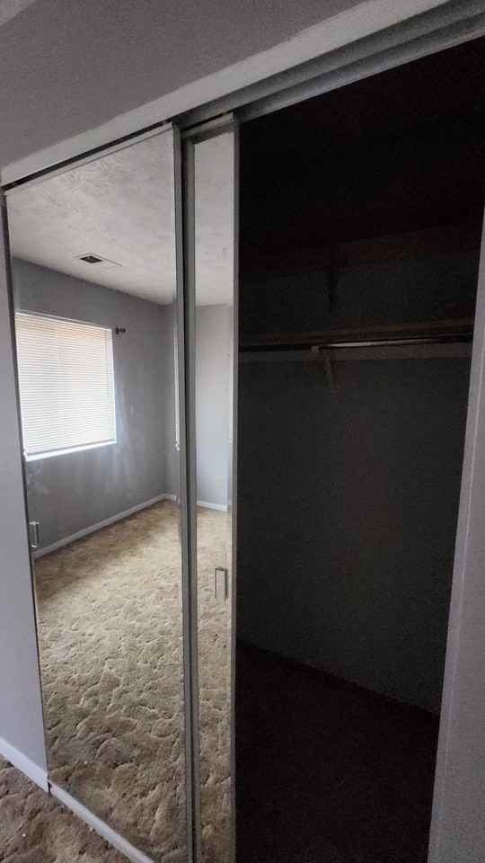 2431 Mustang Drive - Photo 4 of 22