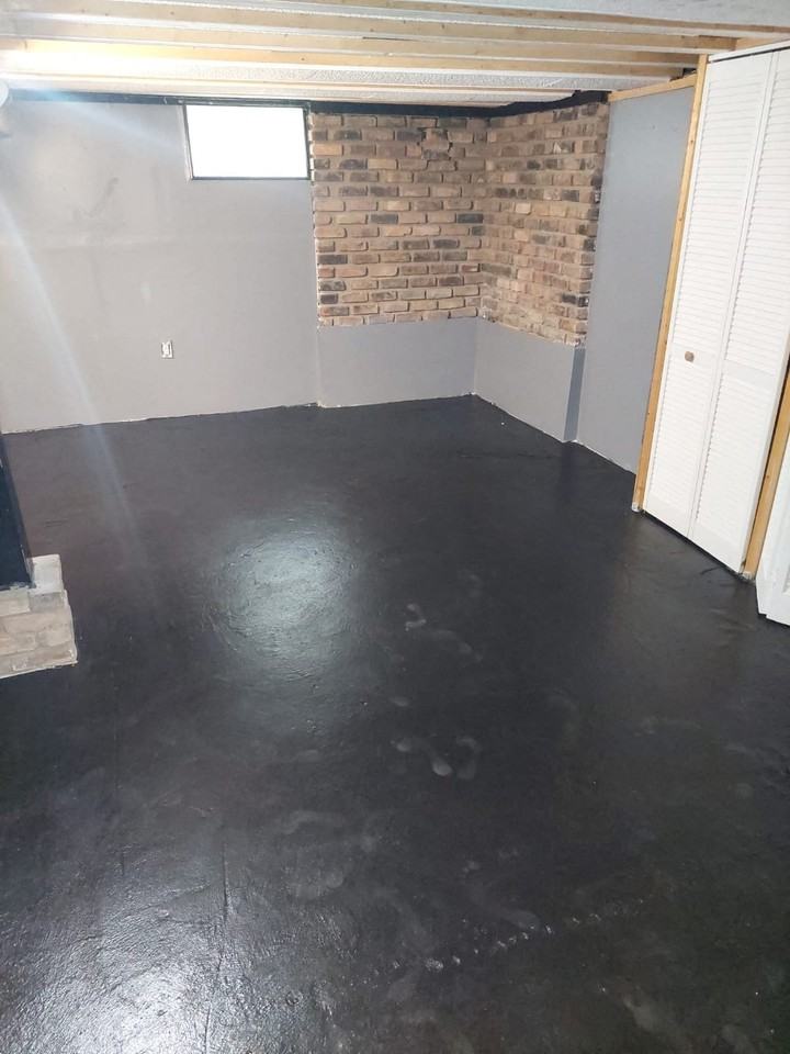 895 Fox Ct - Photo 7 of 19