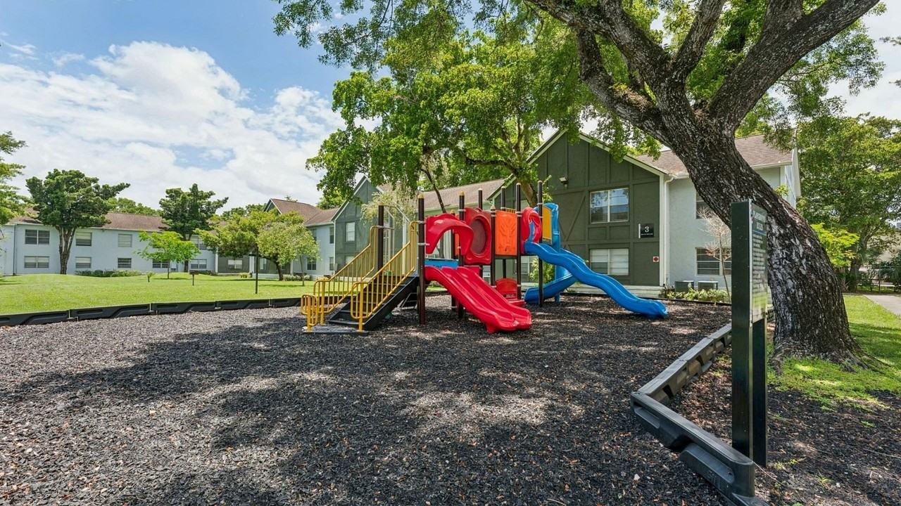 Advenir at San Tropez - Photo 4 of 17