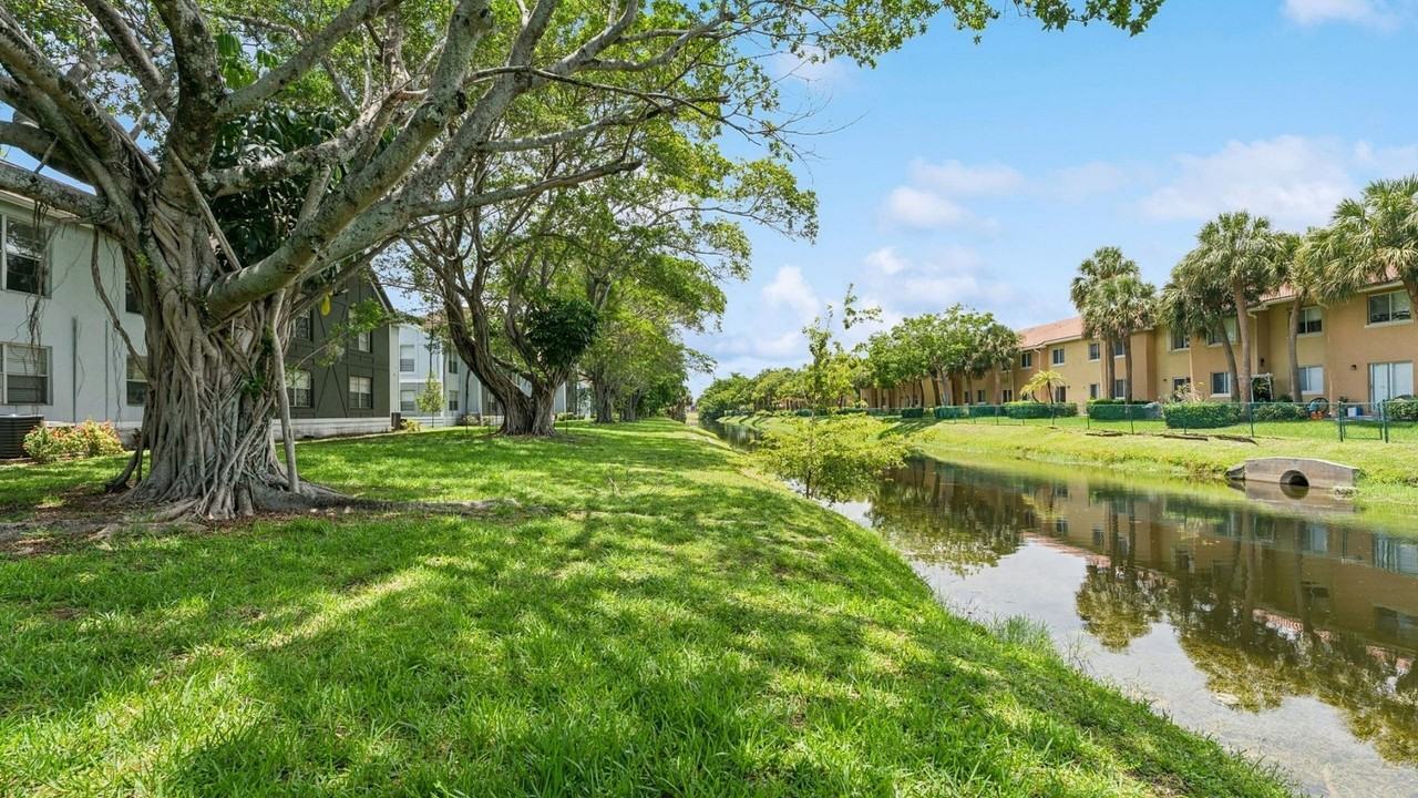 Advenir at San Tropez - Photo 5 of 17