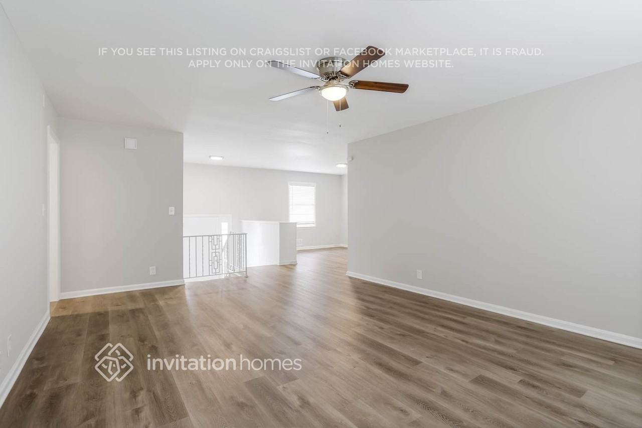 2157 Rollingview Dr - Photo 5 of 34