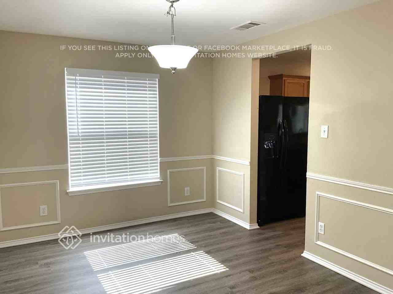 12204 Shadow Wood Trl - Photo 7 of 16