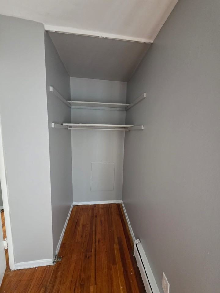 4856 Yarmouth PL - Photo 7 of 14