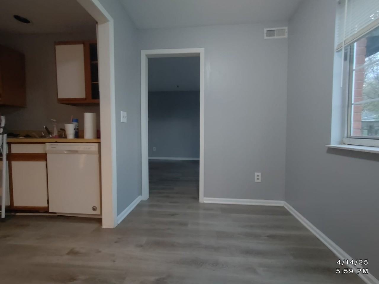 611 Kilgore Ave - Photo 4 of 32