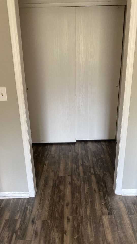 611 Kilgore Ave - Photo 7 of 32