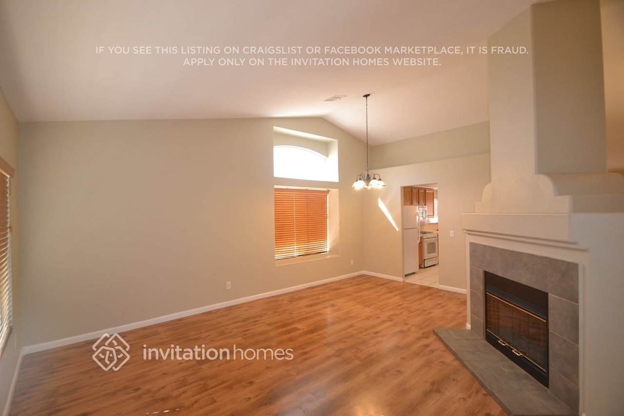 2733 Mistfull Ct - Photo 3 of 10