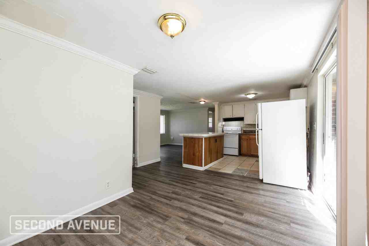 5809 Tusk Ct - Photo 7 of 25