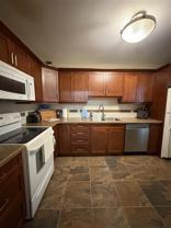 64 Morley Ave - Photo 1 of 1