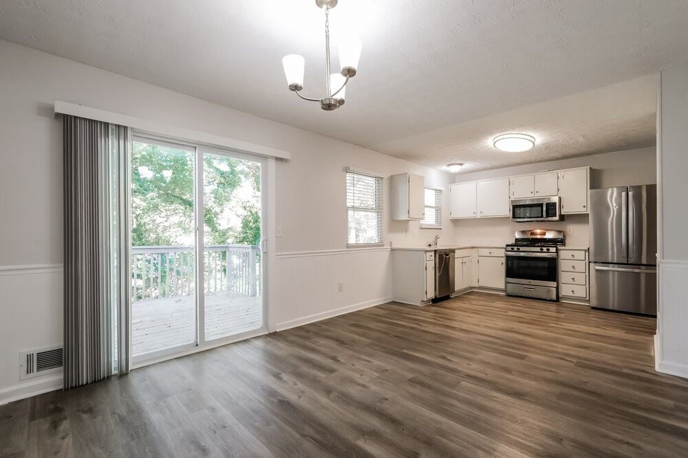 895 Highland Ter Ne - Photo 7 of 17