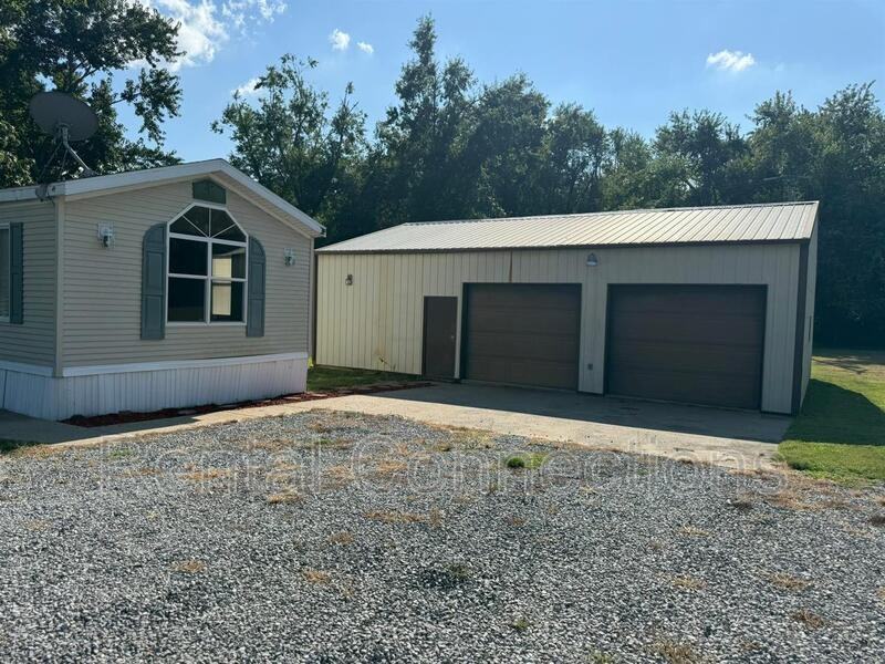 205 Crossroad School Rd - Photo 3 of 12