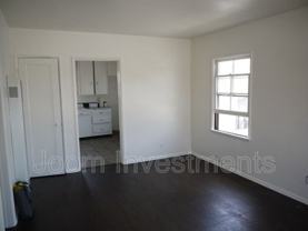 1107 1/2 Garfield Ave - Photo 1 of 1