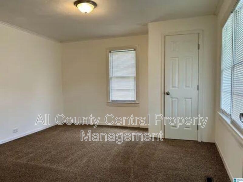 5417 Holland Ave - Photo 7 of 9