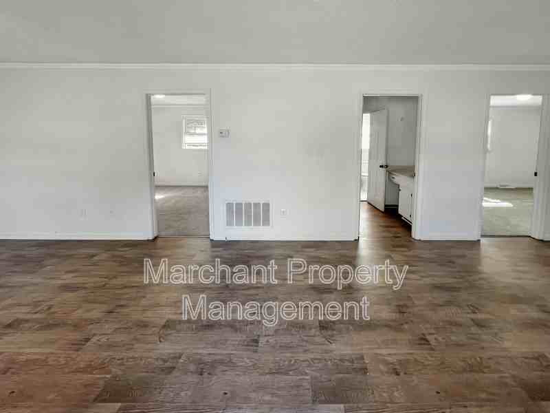 104B Lora Ln - Photo 6 of 19