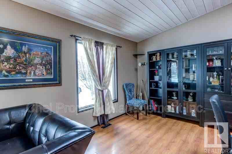 8523 189 St Nw - Photo 6 of 32