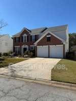 featured image of 4 Bay Hill Dr