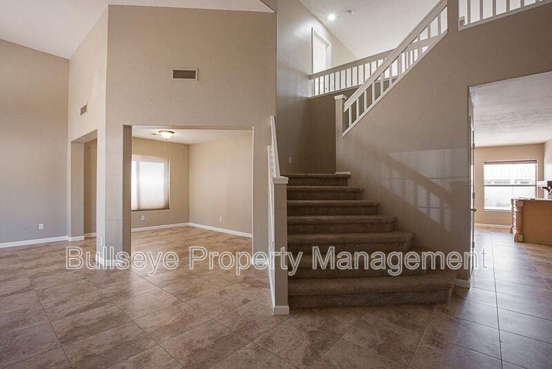 1114 N Eldon Ct - Photo 3 of 39