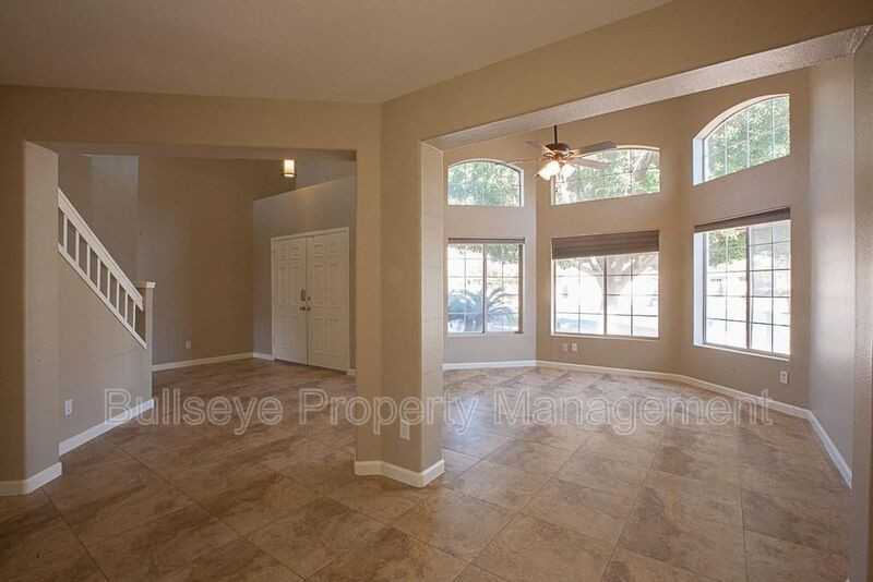 1114 N Eldon Ct - Photo 5 of 39