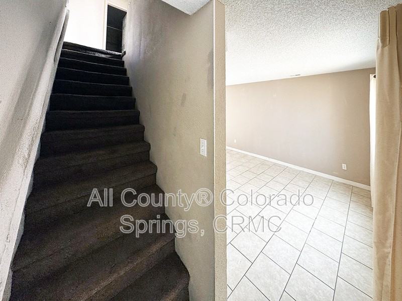 6668 Provincial Dr - Photo 5 of 12