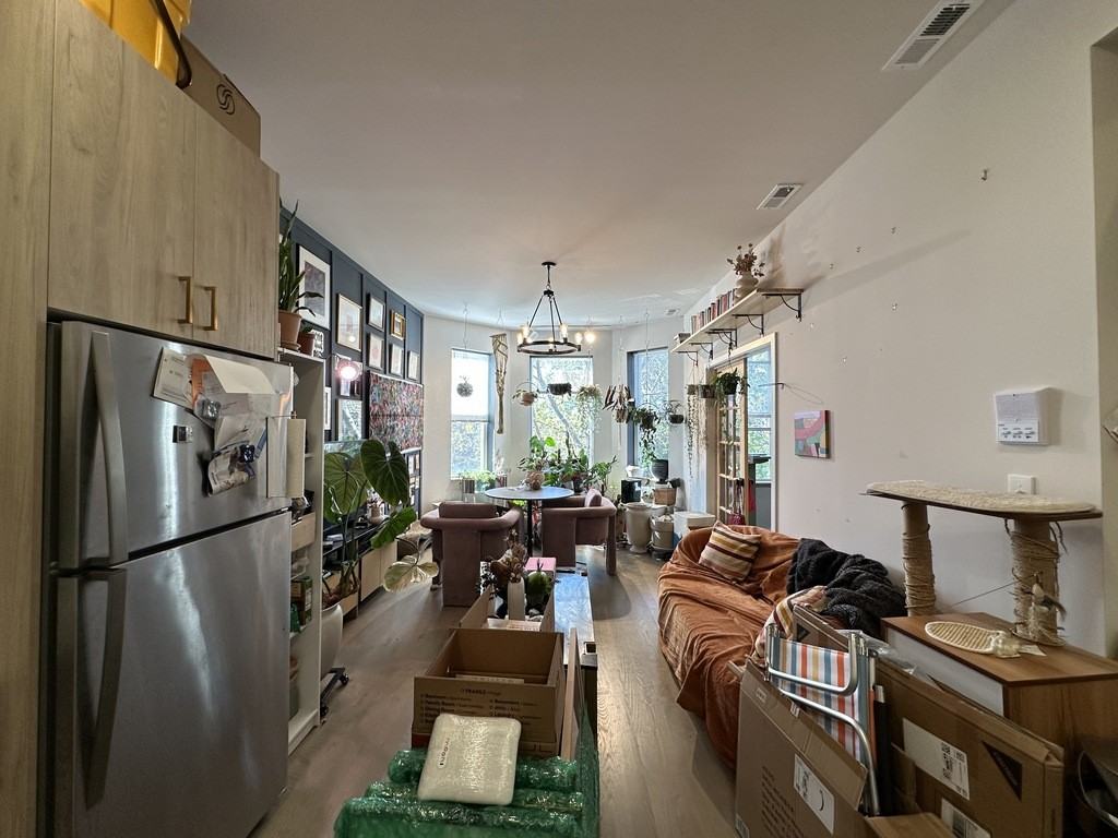 841 N Mozart St #3F - Photo 7 of 21