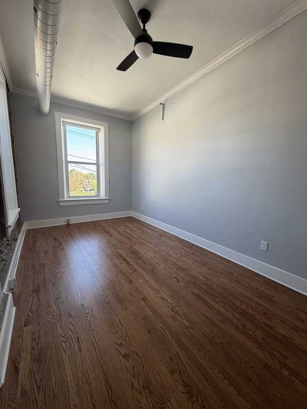 816 Massachusetts St - Photo 5 of 10