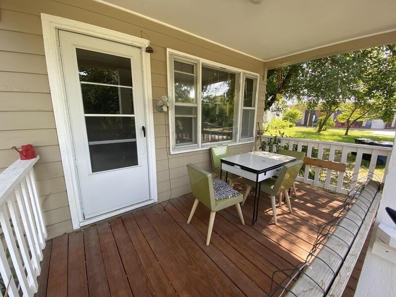 1047 Delaware St - Photo 2 of 10