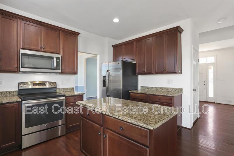 116 Celadon Dr - Photo 5 of 34