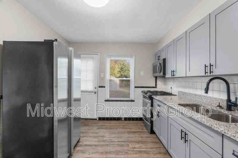 216 Graham Rd - Photo 3 of 22