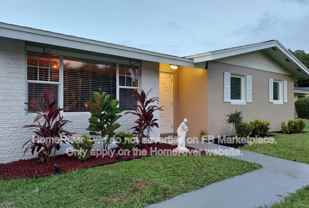 1633 S Hermitage Rd - Photo 1 of 1