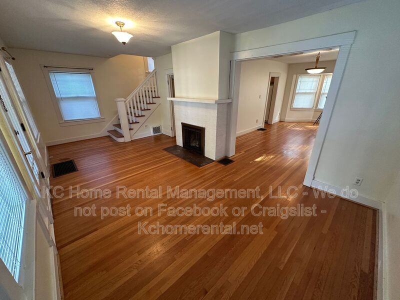 5119 Grand Ave - Photo 5 of 38