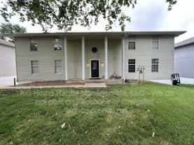 211 Nw Barr Rd #A - Photo 1 of 1