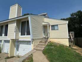 1909 N 75th Ter - Photo 1 of 1