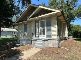 featured image of 3708 E 72nd St