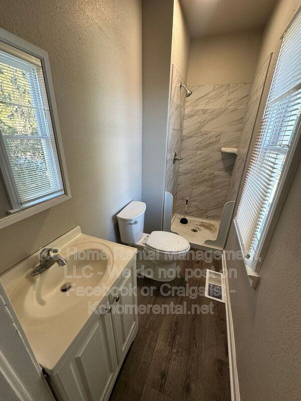 2947 York St #2 - Photo 7 of 27