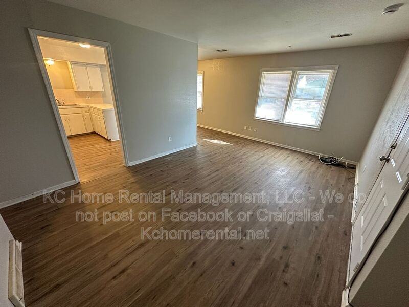 13428 Spring St #2 - Photo 5 of 26