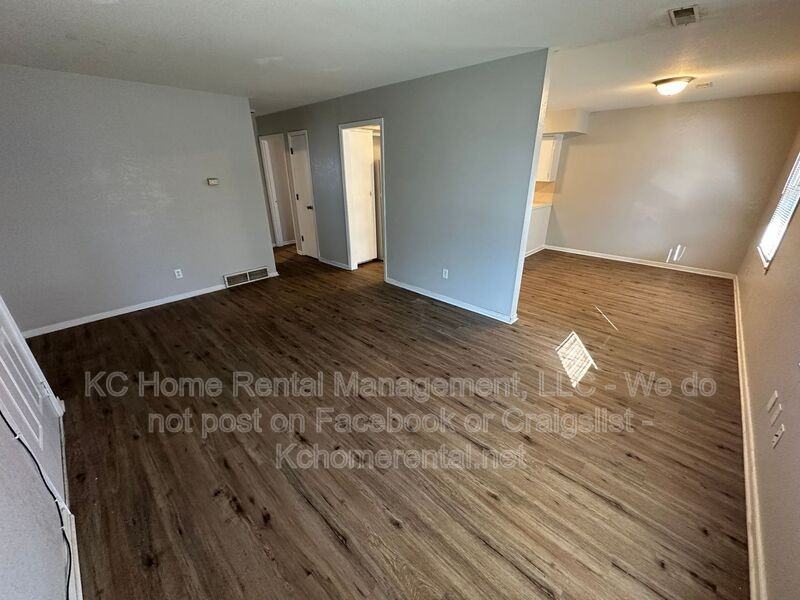 13428 Spring St #2 - Photo 6 of 26