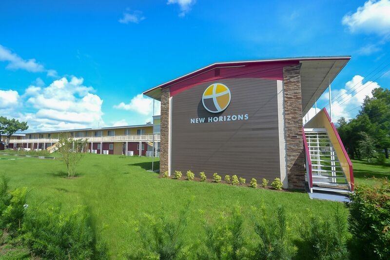 3007 C R Smith St #28