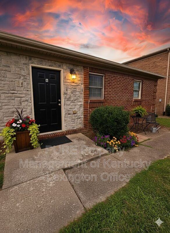 1322 Lancaster Rd #A - Photo 2 of 24