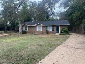 453 Pecan Tree Ct - Photo 1 of 1
