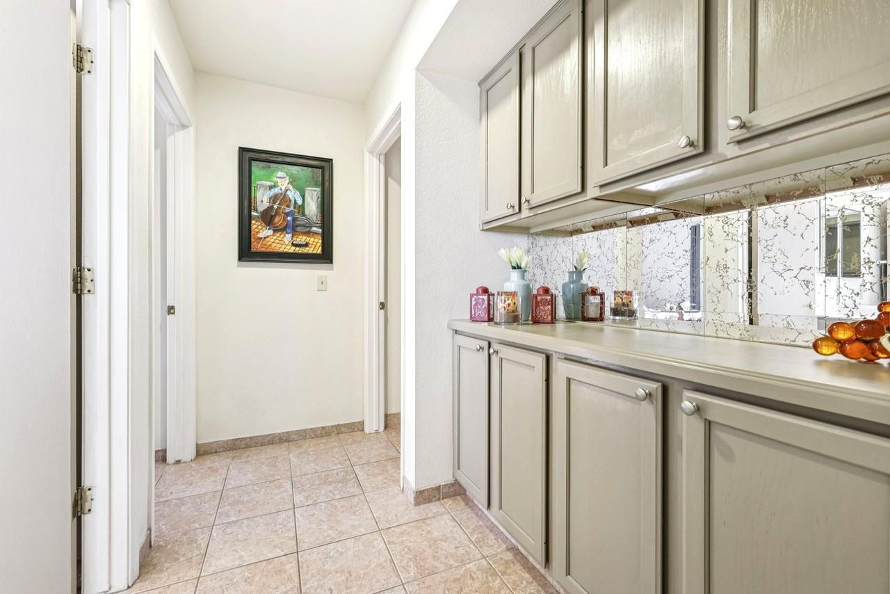 3013 Sungold Drive - Photo 7 of 48