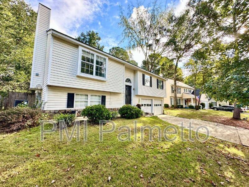 844 Bentley Dr - Photo 3 of 29