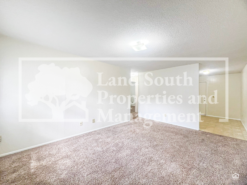 620 N Lake Ave #2 - Photo 4 of 13