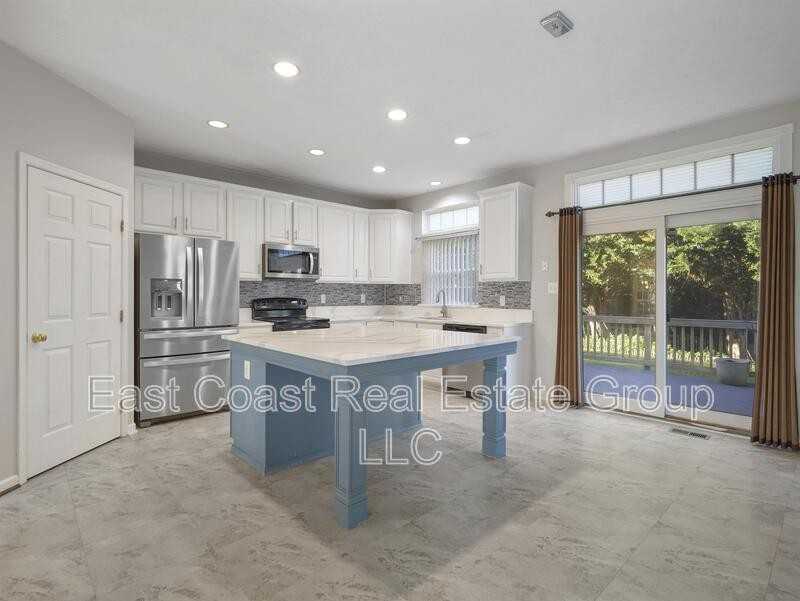 4824 Old Holter Rd - Photo 3 of 41