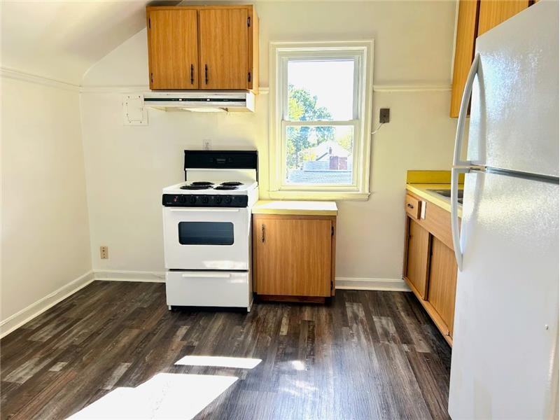 119 Opal Blvd #2 - Photo 4 of 6