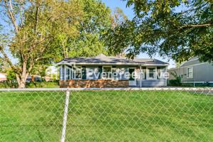 featured image of 2944 S Goodlett St