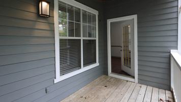 featured image of 1000 Lexington Farms Dr