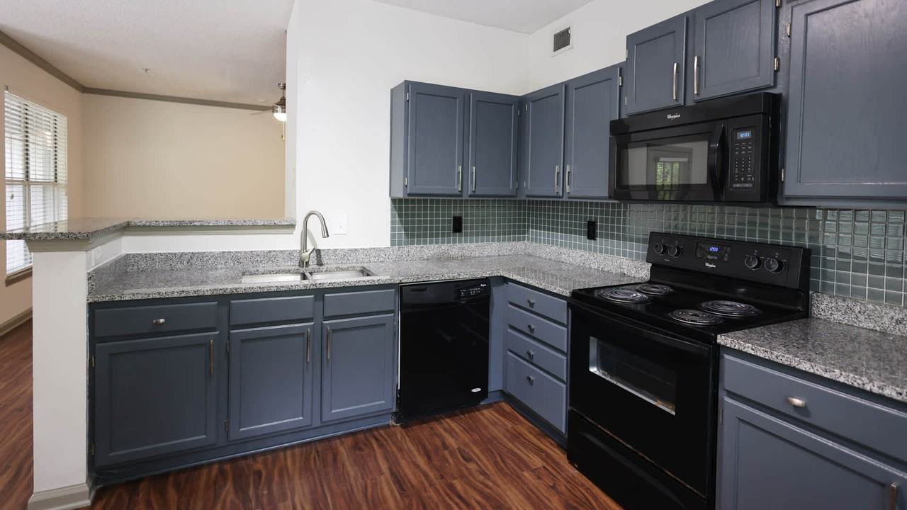 Lex Alpharetta - Photo 6 of 21