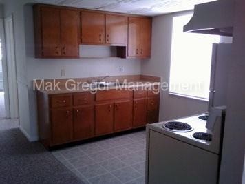 5010 Woodbine Ave - Photo 2 of 5