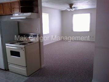 5010 Woodbine Ave - Photo 3 of 5